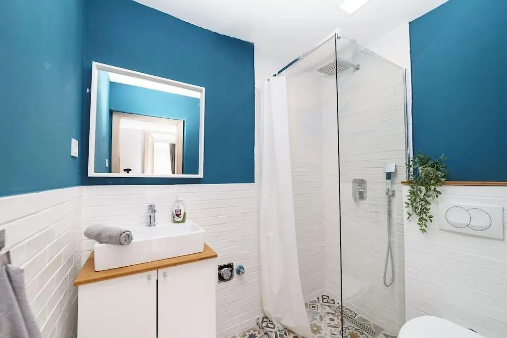 Cityscape Budget Apartments Kerepesi Budapest Hungary